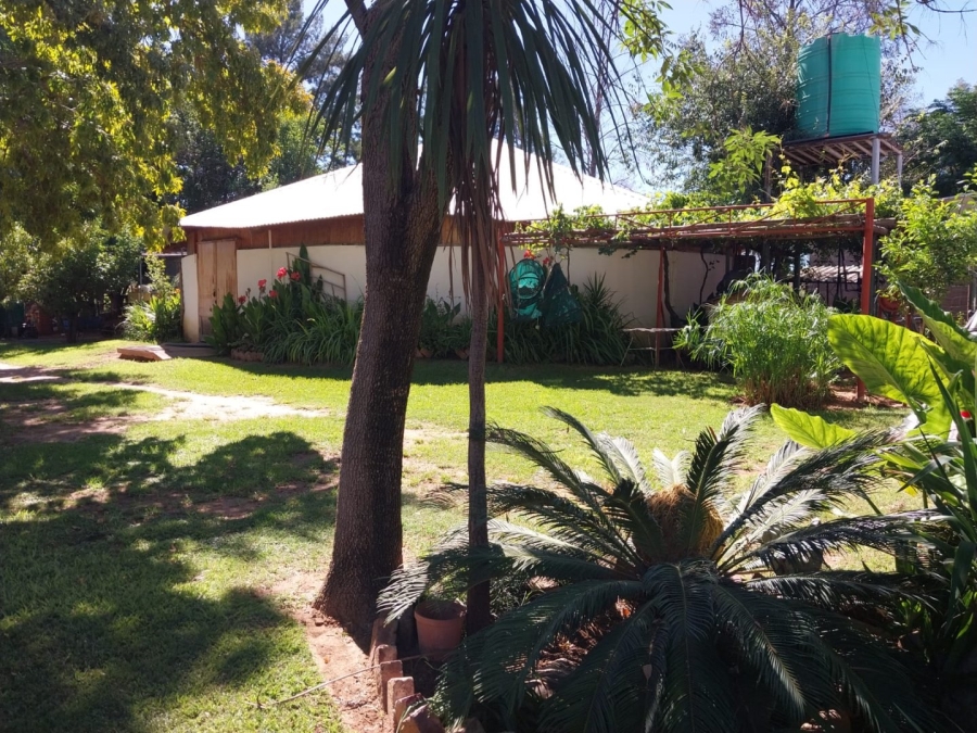 6 Bedroom Property for Sale in Schweizer Reneke North West